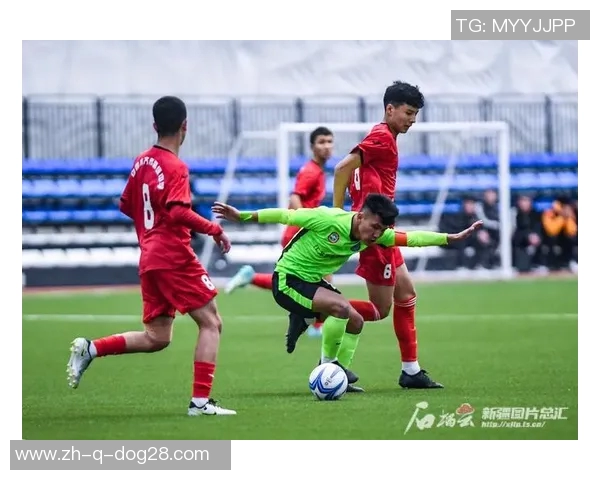 以球星手绳点燃绿茵激情展现足球与时尚融合的独特魅力 以球星手绳点燃绿茵激情展现足球与时尚融合的独特魅力