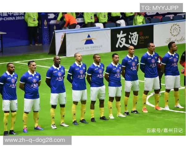 范尼是否能入选足球十大传奇球星之列的深度探讨与分析 范尼是否能入选足球十大传奇球星之列的深度探讨与分析