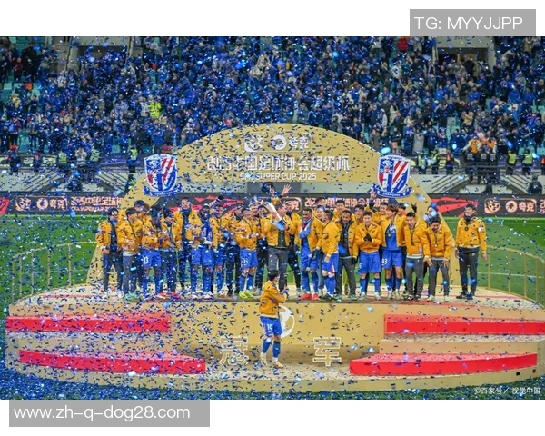 顶级足球明星同框合影展示足球界传奇人物的璀璨风采与荣耀时刻 顶级足球明星同框合影展示足球界传奇人物的璀璨风采与荣耀时刻