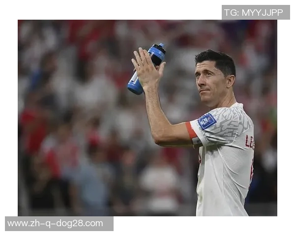 足球巨星深情致谢父亲陪伴支持点燃梦想舞台 足球巨星深情致谢父亲陪伴支持点燃梦想舞台