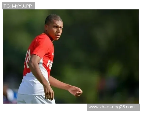 从贫民窟走出来的足球天才如何突破命运束缚成就世界荣耀